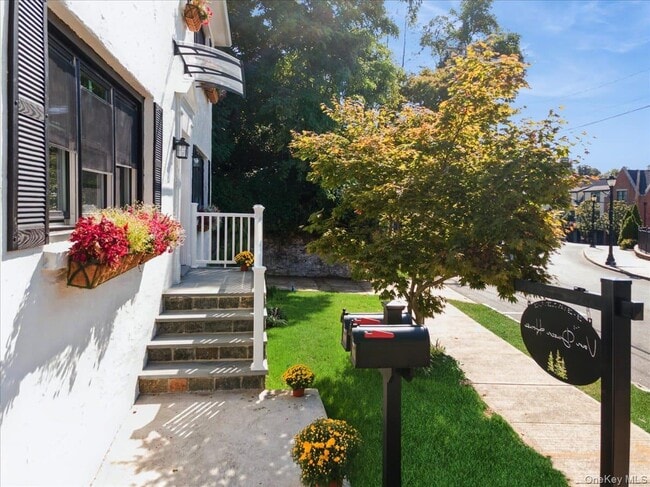 Foto del edificio - 25 Van Duzen Pl