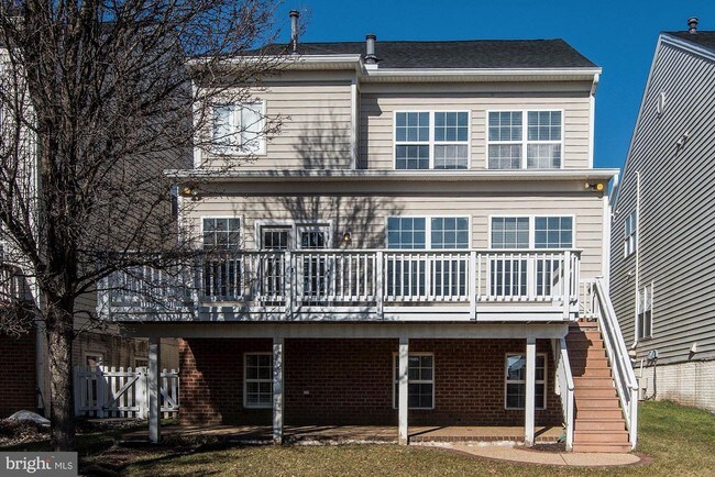 Foto del edificio - 14321 Bakerwood Pl