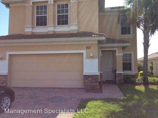 Building Photo - 707 NW Leonardo Cir