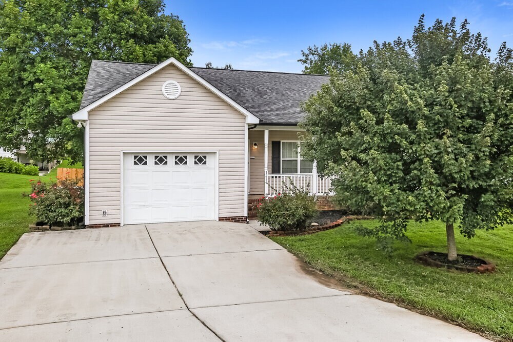 Foto principal - 1636 Chapman Ave