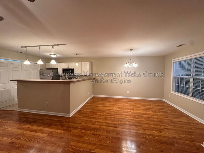 Building Photo - 3812 Wellington Ridge Loop