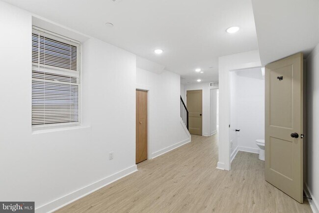 Foto del edificio - 4021 Brown St