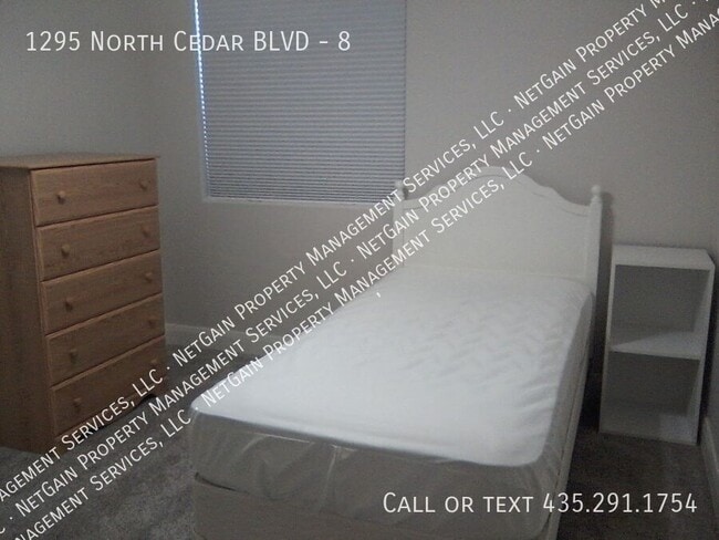 Building Photo - 1295 N Cedar Blvd