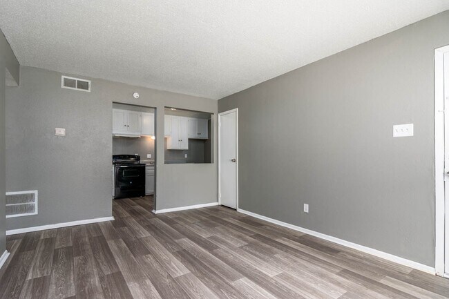 1x1 B - Sherwood Park