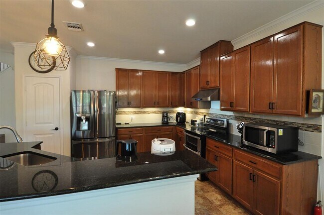Foto del edificio - 12400 Knowell Dr
