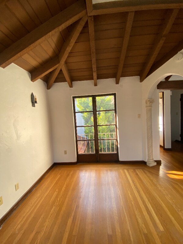 Foto del edificio - 1700 Le Roy Ave