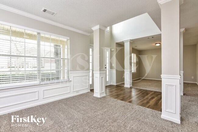 Building Photo - 1237 Tree Leaf Ln