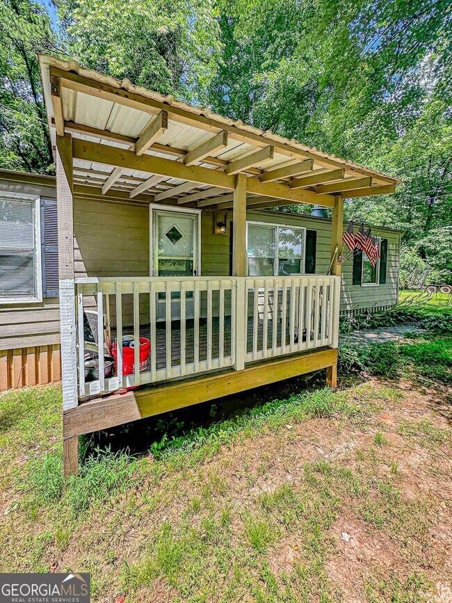 Foto del edificio - 6220 Town Creek Rd