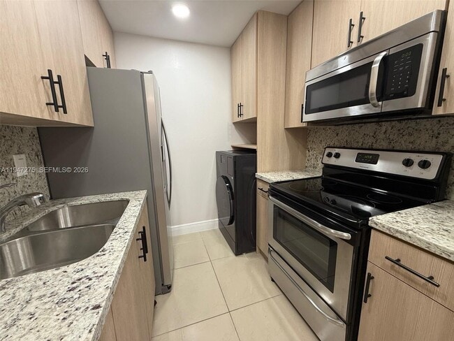 Foto del edificio - 5033 NW 7th St