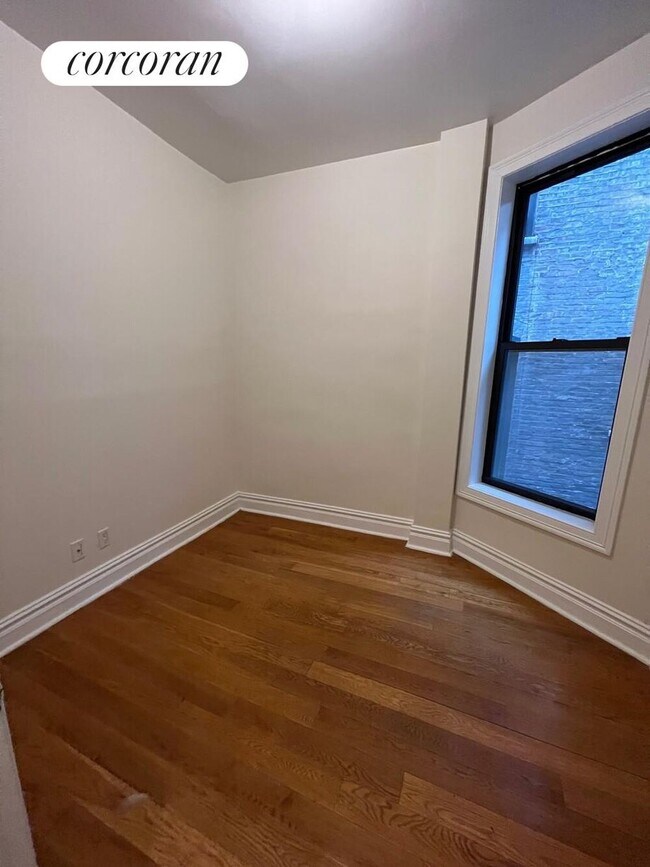 Foto del edificio - 524 W 123rd St