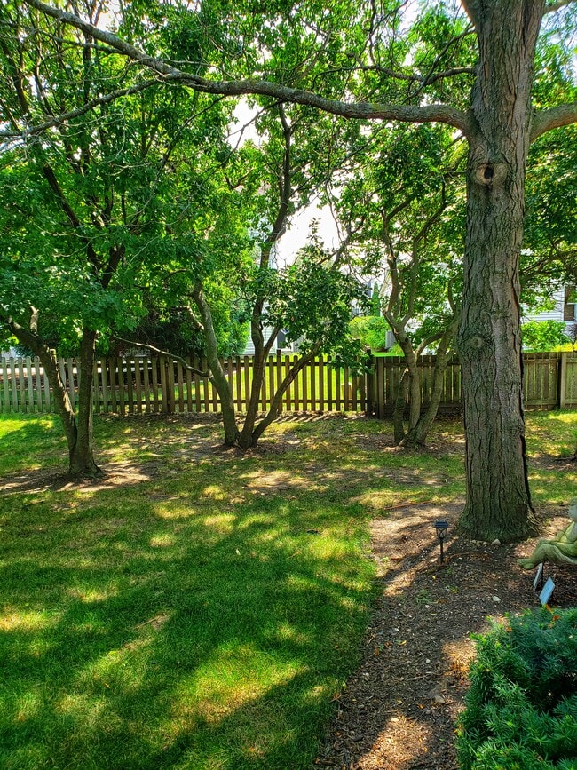 Building Photo - 2814 Kentshire Ct