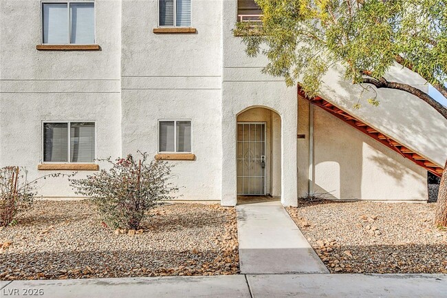 Foto del edificio - 5650 E Sahara Ave