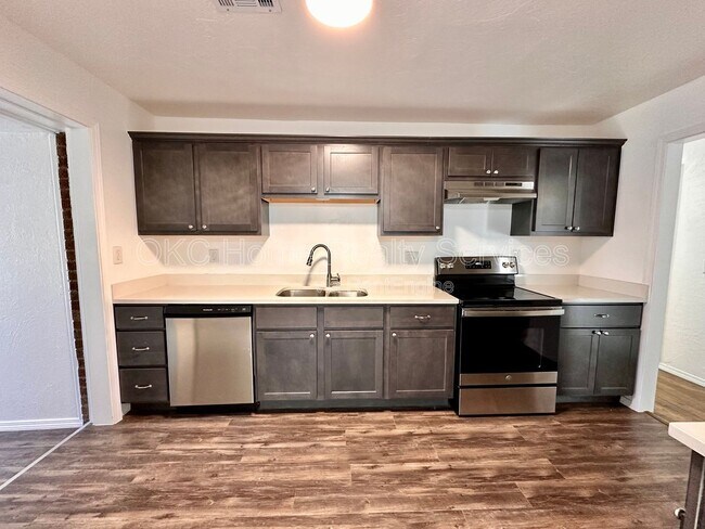 Foto del edificio - 2537 NW 35th St