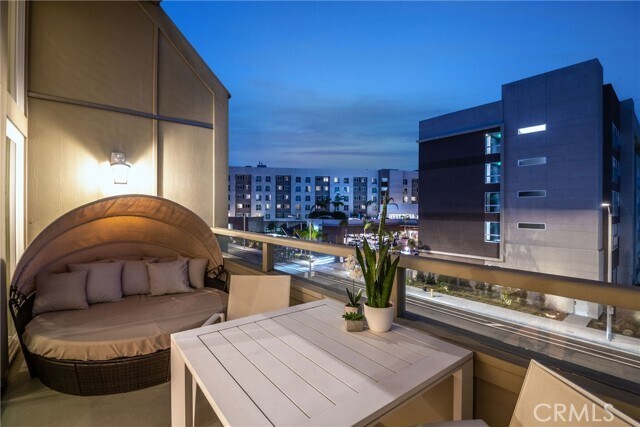 Foto del edificio - 4350 Vía Dolce