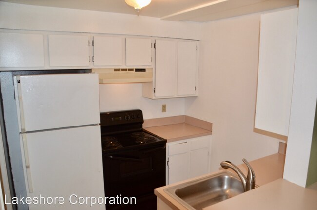 Building Photo - 9010 Henderson Pl SW