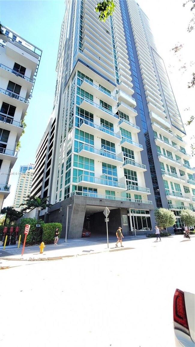 Building Photo - 1080 Brickell Ave