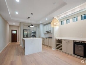 Building Photo - 54 Douvaine Ct
