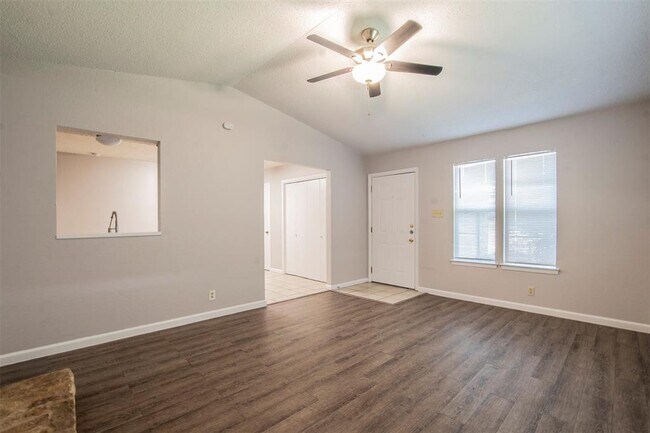Foto del edificio - 2305 W Mesa Park Dr