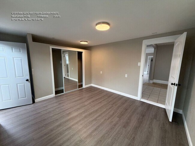 Building Photo - Move in ready -Cute and cozy 1 br house with bonus rooms