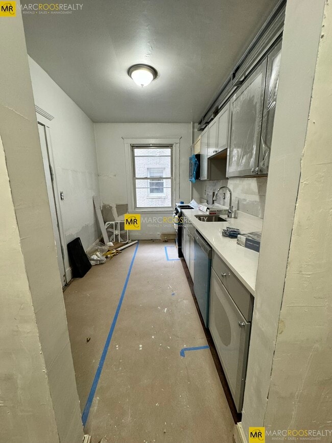Building Photo - 17 Melvin Ave