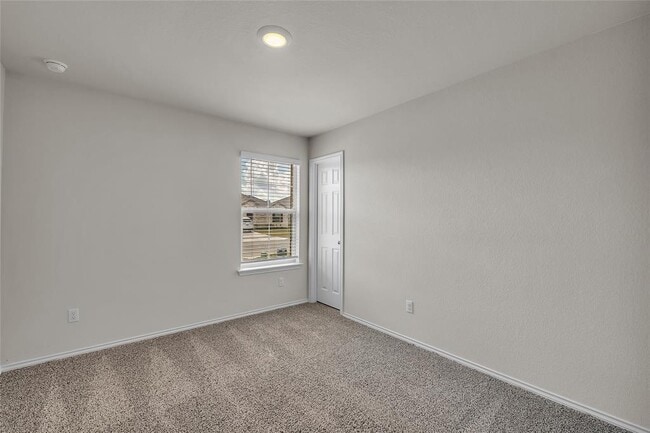 Foto del edificio - 144 Willers Rd