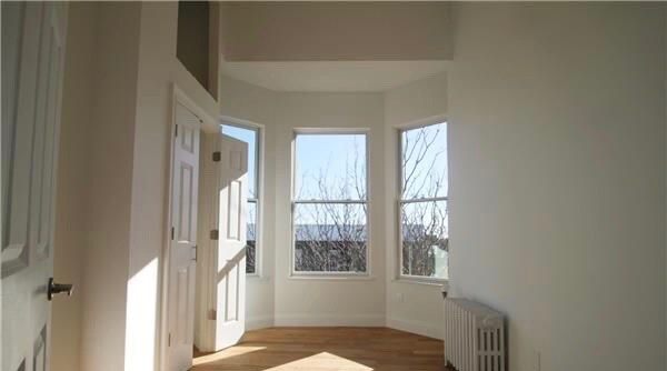 Foto principal - 225 Vanderbilt St