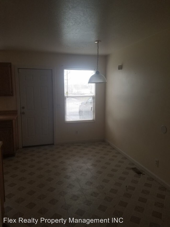 Foto del edificio - 2244 Kent St