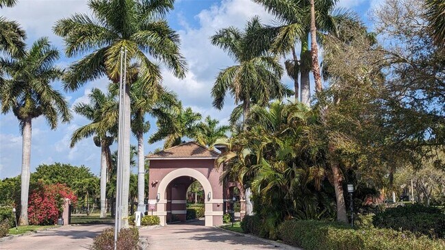 Foto del edificio - 10263 Gandy Blvd N