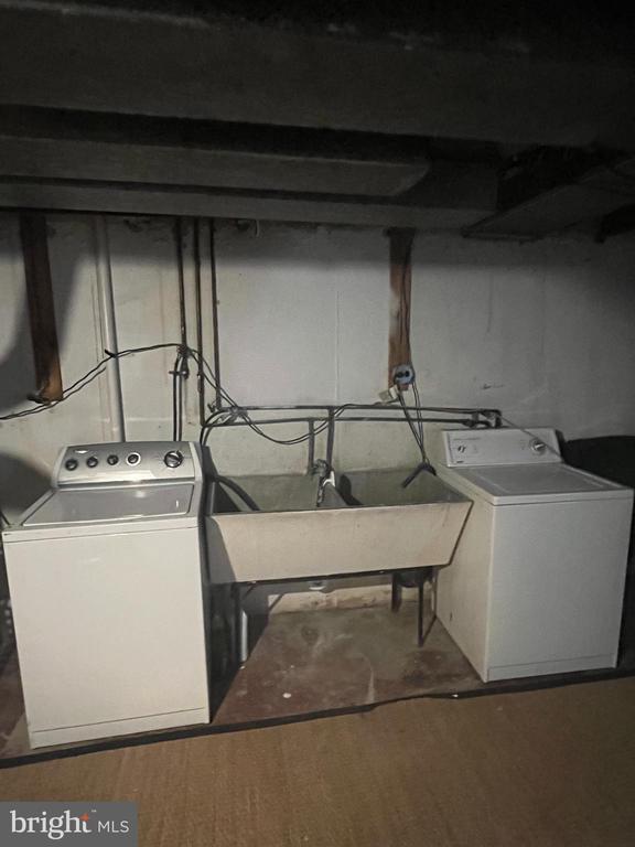 Foto del edificio - 8642 Jackson St