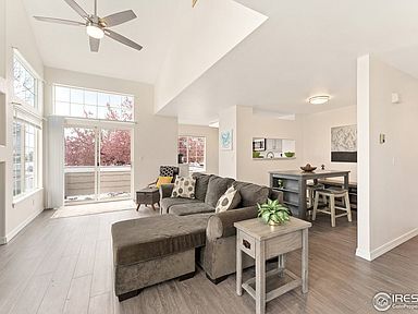Foto del edificio - 2502 Timberwood Dr