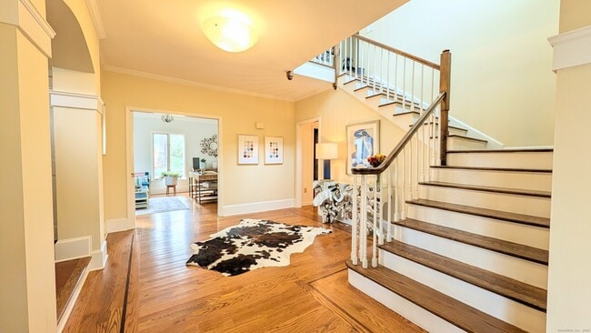 Building Photo - 40 Hull Pl