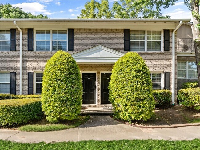 Foto del edificio - 2232 Dunseath Ave NW