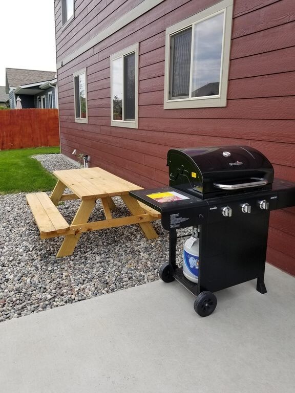 Foto del edificio - 113 Forest Grove Lane