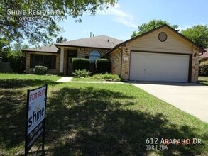 Building Photo - 612 Arapaho Dr
