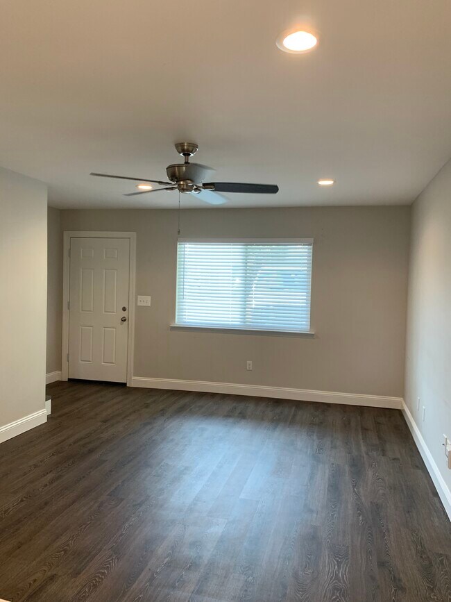 Living room - 603 5th Street North