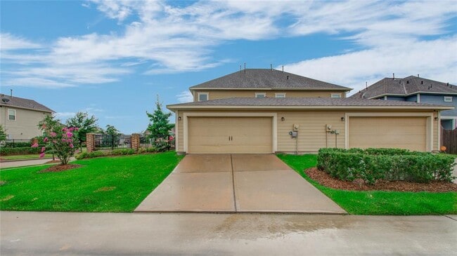 Building Photo - 17002 Makanda Dr