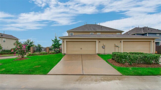 Foto del edificio - 17002 Makanda Dr