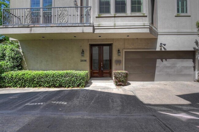 Foto del edificio - 2406 Wroxton Rd