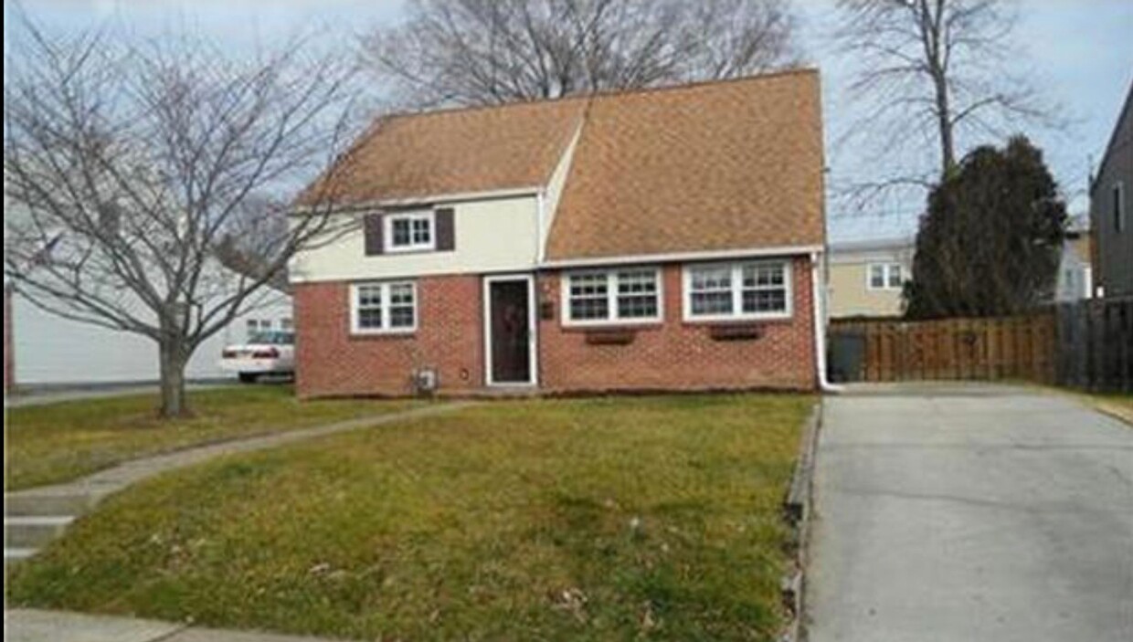 Primary Photo - Single Family Home, Ridley School District