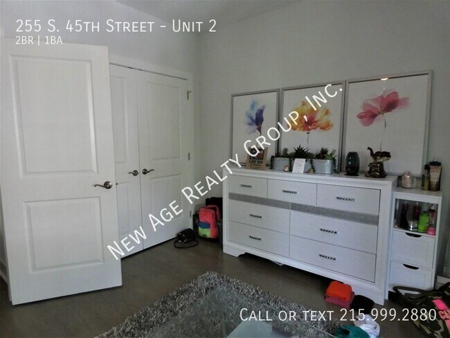 Building Photo - Beautifully Rehabbed Two-Bedroom Apartment...
