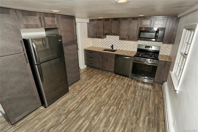 Building Photo - 357 Piermont Ave