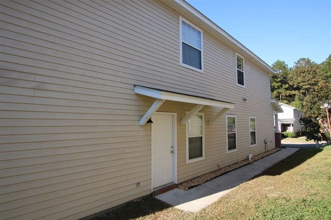 Building Photo - 2267 Pine Landing Ct