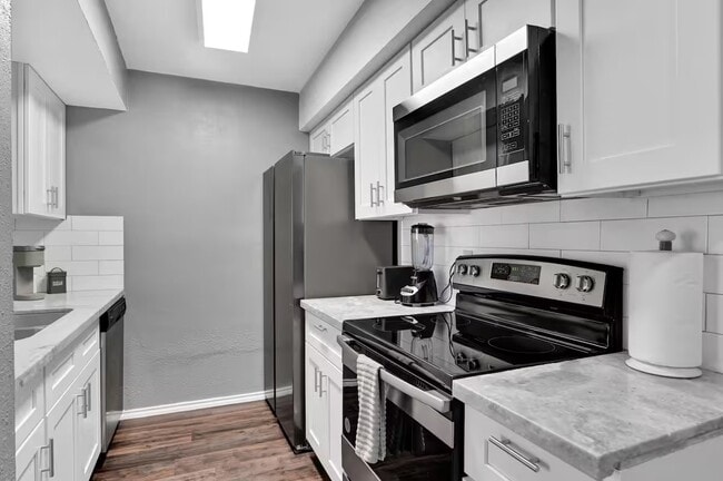 Building Photo - 17210 Imperial Valley Dr