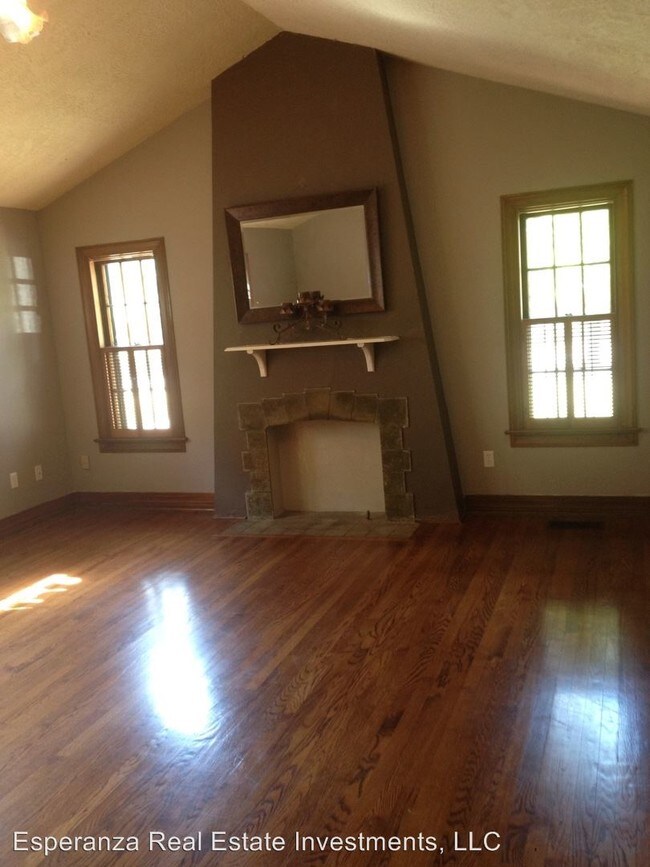 Building Photo - 2 br, 1 bath House - 534 E. Boyd