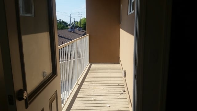 Foto del edificio - 2407 Hughes Ln