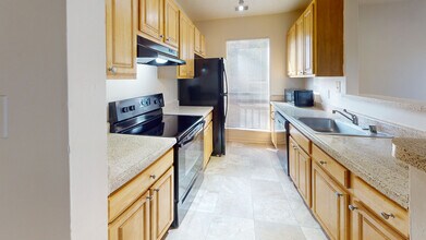 Interior Photo - Ridgewood