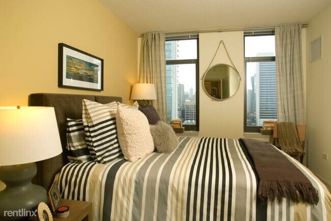 Foto del edificio - 401 N Milwaukee Ave