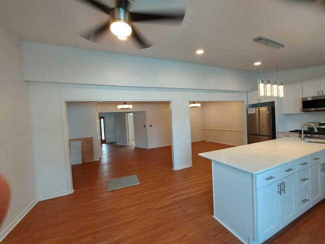 Building Photo - 1180 Janaf Plz