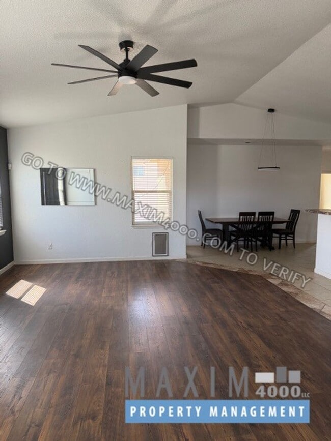 Photo - 659 Chalisa Ave House