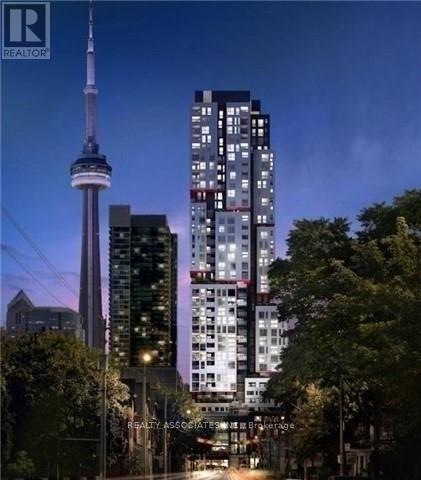 Building Photo - 318 Richmond St W